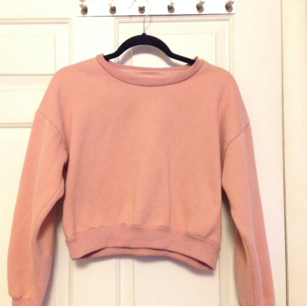 Pink cropped sweater